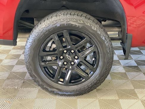 Used 2025 Chevrolet Silverado 1500 LT Trail Boss w/ Protection Package AWD/4WD image 38