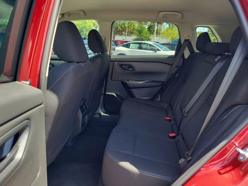 Certified 2024 Nissan Rogue S FWD image 8