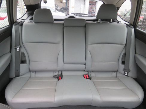 Used 2018 Subaru Outback 2.5i Limited AWD/4WD image 21