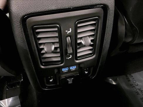 Used 2024 Dodge Durango R/T AWD/4WD image 34