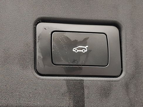 Used 2023 Fisker Ocean One image 28