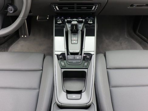 Used 2021 Porsche 911 Carrera S image 42