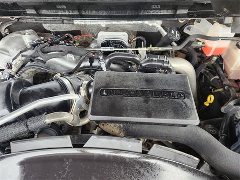 Used 2024 Chevrolet Silverado 2500 LT w/ Convenience Package image 21