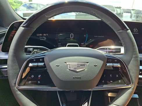 New 2026 Cadillac Lyriq Premium Luxury AWD/4WD image 16