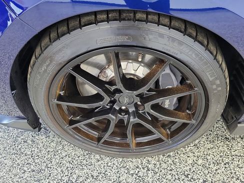 Certified 2020 Ford Mustang Shelby GT350 w/ Technology Package image 5