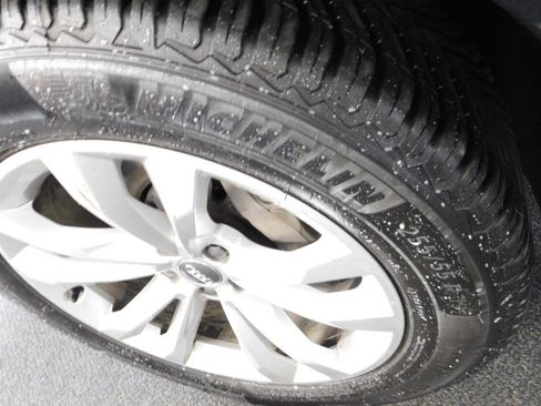 Used 2019 Audi Q7 3.0T Premium w/ Convenience Package image 23