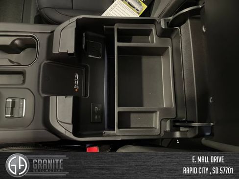 New 2026 GMC Sierra 2500 AT4 w/ AT4 Premium Plus Package AWD/4WD image 13