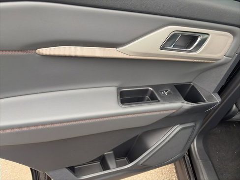 New 2026 Ford Explorer Active w/ Active Comfort Package image 12