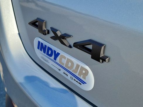 New 2026 Jeep Compass Latitude image 9