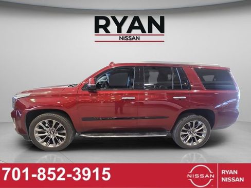 Used 2019 Cadillac Escalade Luxury w/ Escalade Sport Edition image 14