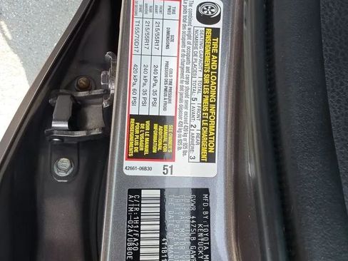 Used 2019 Toyota Camry LE w/ Carpet Mat Package FWD image 19