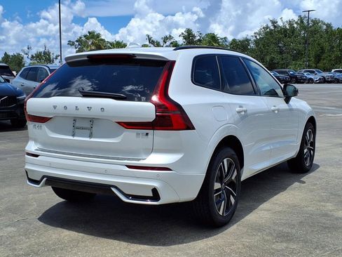 New 2026 Volvo XC60 B5 Core w/ Protection Package Premier image 7