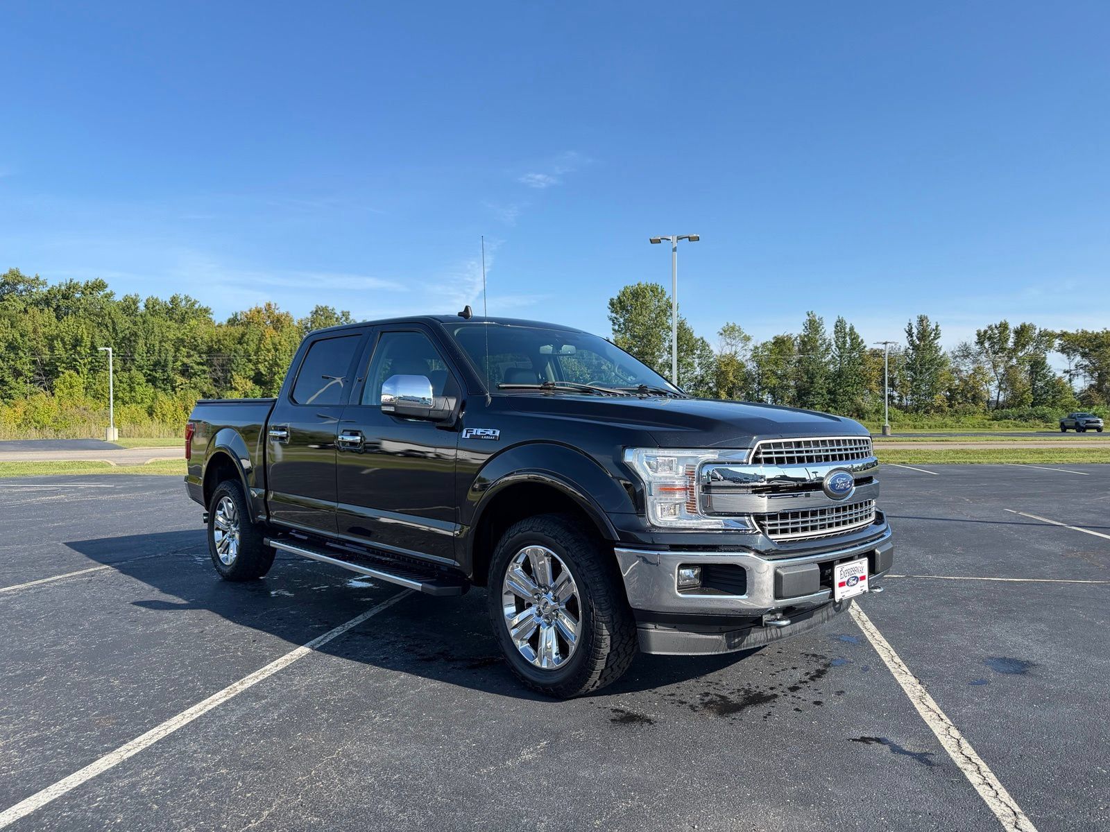 Used 2020 Ford F150 Lariat w/ Equipment Group 502A Luxury AWD/4WD image 4