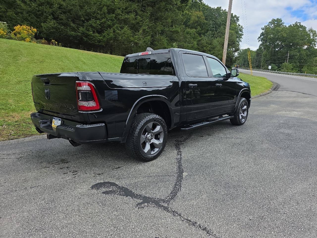 Used 2020 RAM 1500 Big Horn w/ Built-to-serve Edition AWD/4WD image 3