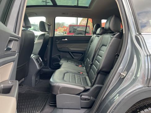 Used 2023 Volkswagen Atlas SEL Premium image 28