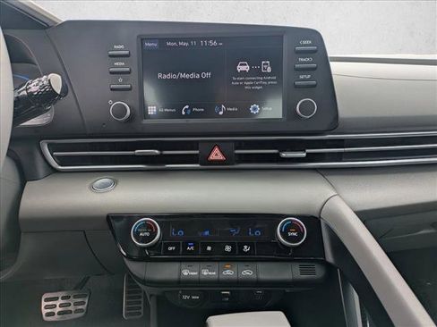 Certified 2025 Hyundai Elantra Sport FWD image 14