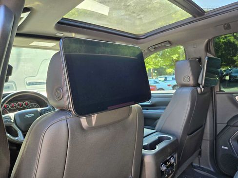 Used 2021 Chevrolet Tahoe RST w/ Rear Media and Nav Package AWD/4WD image 19