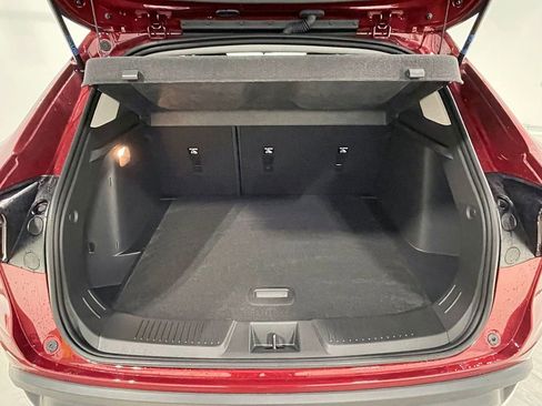 Used 2024 Chevrolet Trax LT image 6