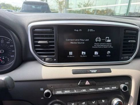 Used 2021 Kia Sportage LX FWD image 22