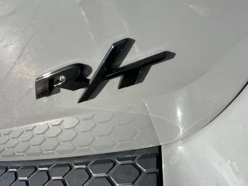 Used 2022 Dodge Durango R/T w/ Blacktop Package AWD/4WD image 12
