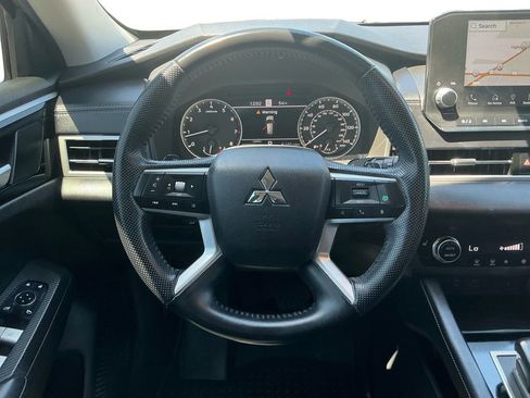 Used 2022 Mitsubishi Outlander SE AWD/4WD image 18
