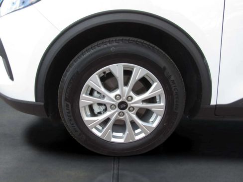 Used 2023 Ford Escape Active FWD image 4