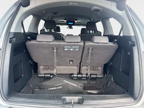 Certified 2023 Honda Odyssey Touring image 9
