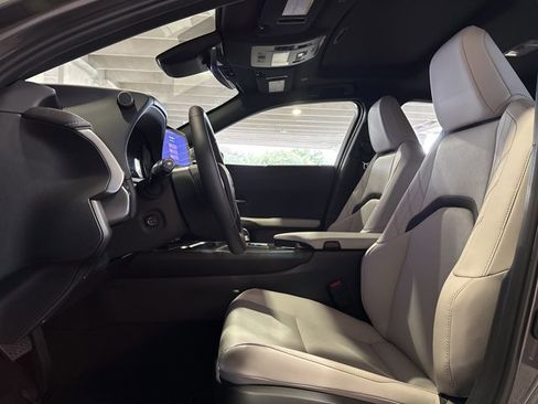 Certified 2026 Lexus UX 300h AWD w/ Accessory Package (P1) image 7