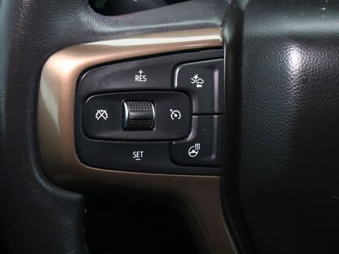 Used 2021 Chevrolet Suburban High Country image 29