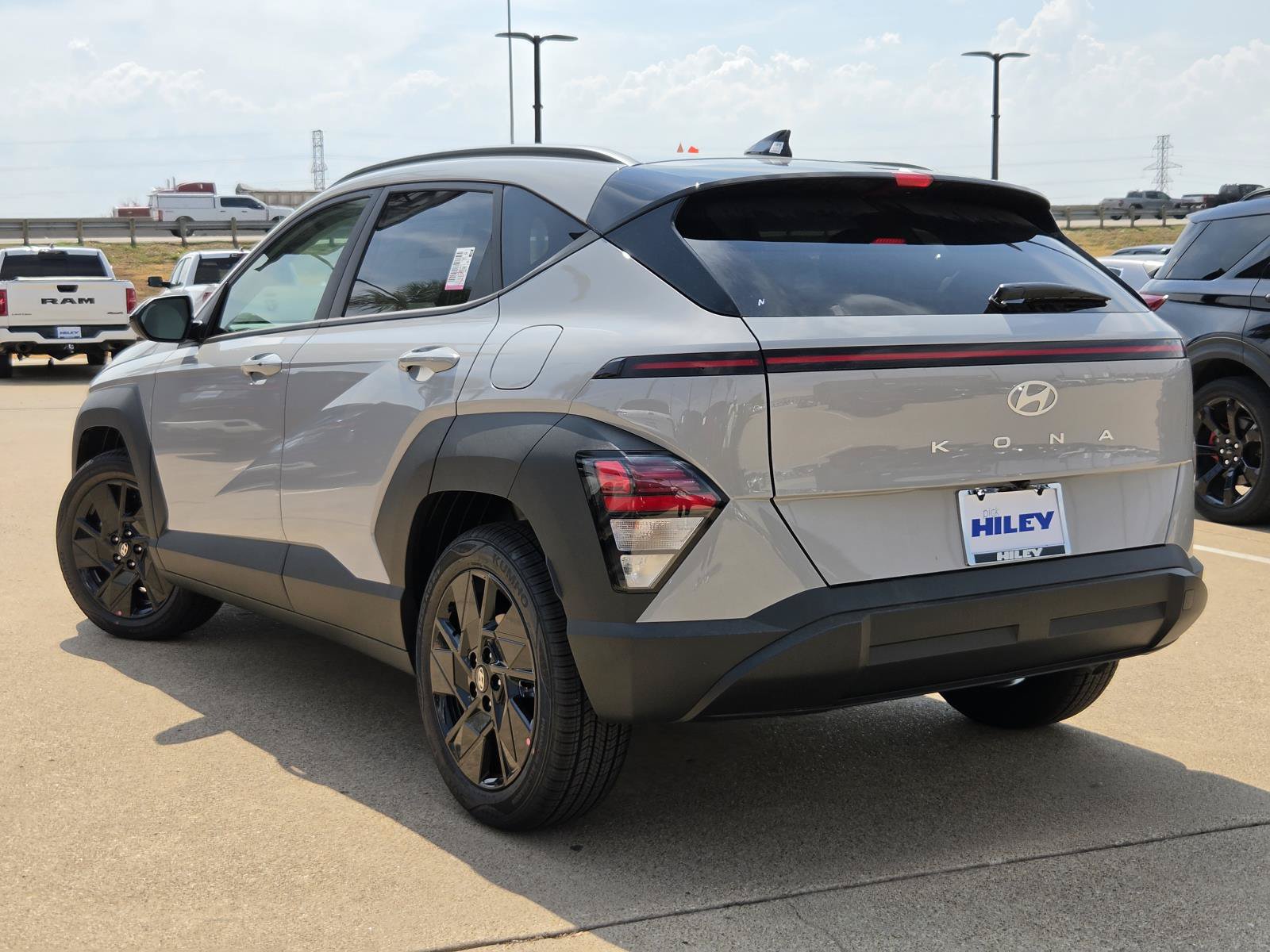 New 2027 Hyundai Kona SEL Sport FWD image 3