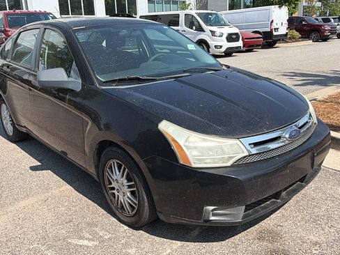 Used 2009 Ford Focus SE FWD image 5