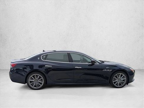 Used 2022 Maserati Quattroporte GT image 4