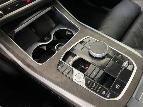 Certified 2023 BMW X7 xDrive40i w/ Premium Package image 18