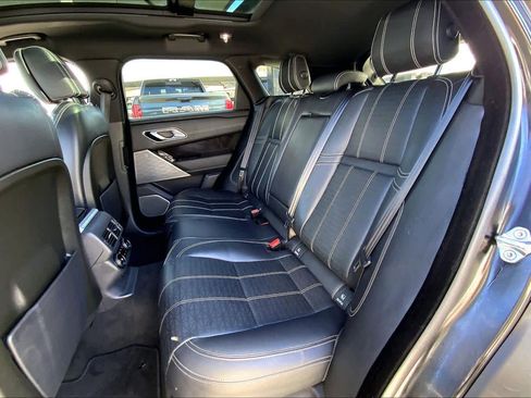 Used 2020 Land Rover Range Rover Velar R-Dynamic HSE image 18