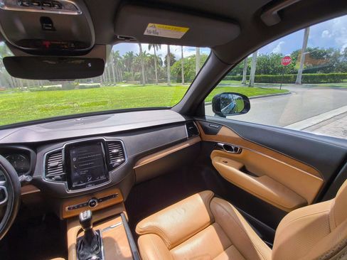 Used 2019 Volvo XC90 T6 Inscription AWD/4WD image 11