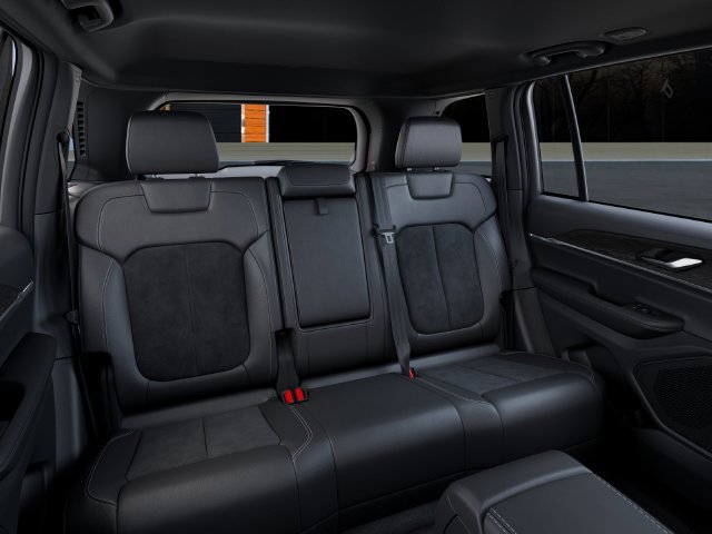 New 2026 Jeep Grand Cherokee Altitude AWD/4WD image 15