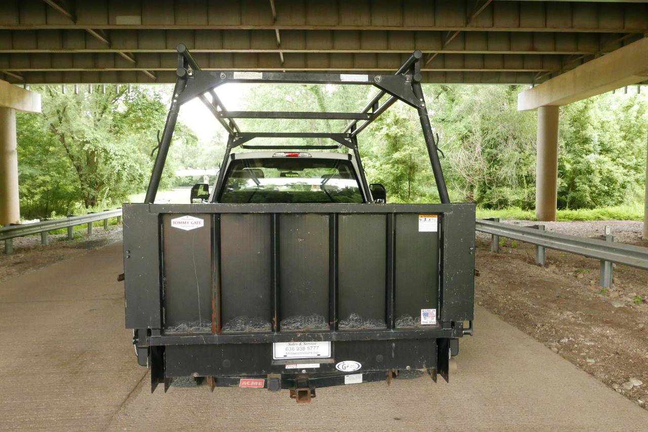 Used 2019 Ford F250 XL w/ Power Equipment Group RWD image 16