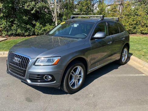 Used 2016 Audi Q5 2.0T Premium Plus w/ Technology Package image 2