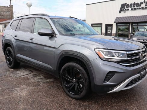 Used 2022 Volkswagen Atlas SE AWD/4WD image 2