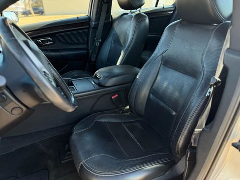 Used 2014 Ford Taurus Limited image 12
