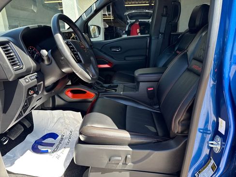 Used 2024 Nissan Frontier PRO-4X w/ Pro Premium Package AWD/4WD image 9