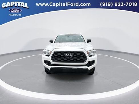 Used 2020 Toyota Tacoma SR image 3