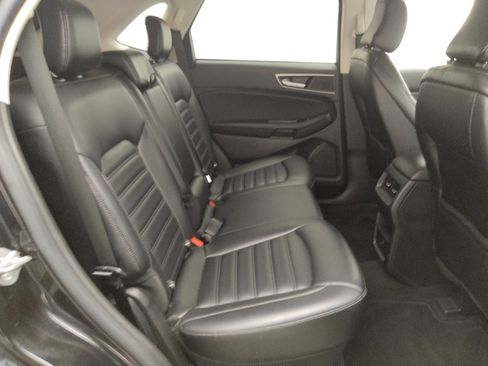 Used 2023 Ford Edge SEL image 19