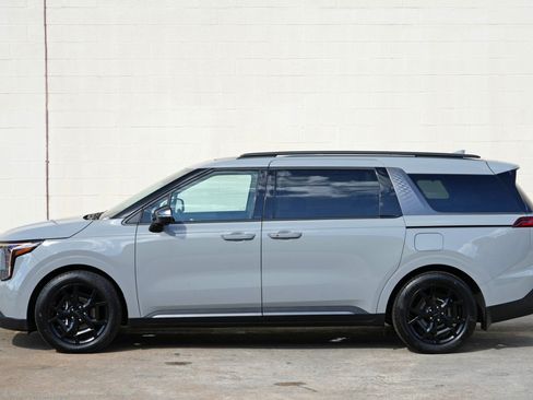 Used 2025 Kia Carnival SX Prestige FWD image 56