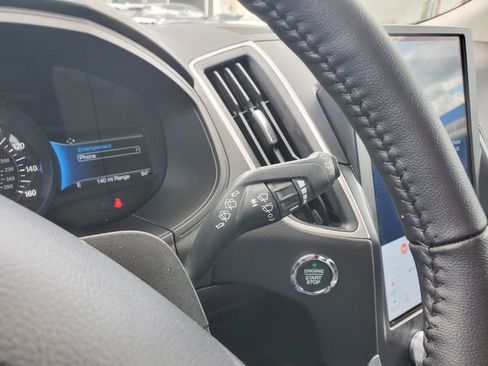 Certified 2024 Ford Edge SEL w/ Convenience Package AWD/4WD image 16