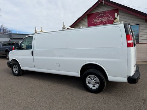 Used 2018 Chevrolet Express 2500 Extended w/ Driver Convenience Package image 6