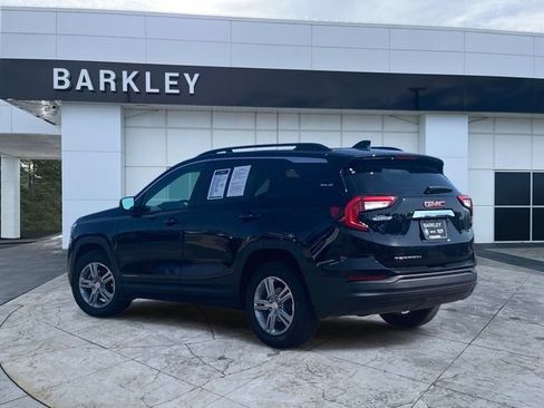 Certified 2024 GMC Terrain SLE w/ Driver Convenience Package FWD image 5