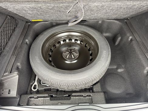 Used 2021 Mercedes-Benz GLE 350 image 38