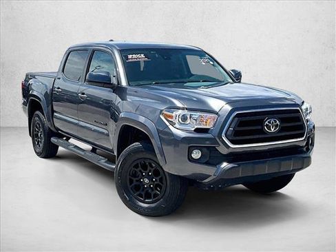 Used 2021 Toyota Tacoma SR5 RWD image 12