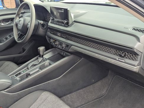 Certified 2024 Honda Accord LX image 28